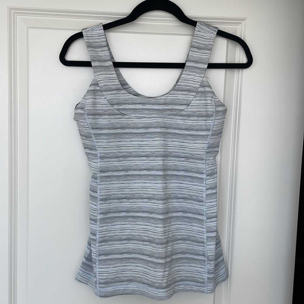 LULULEMON TANK TOP SIZE 10